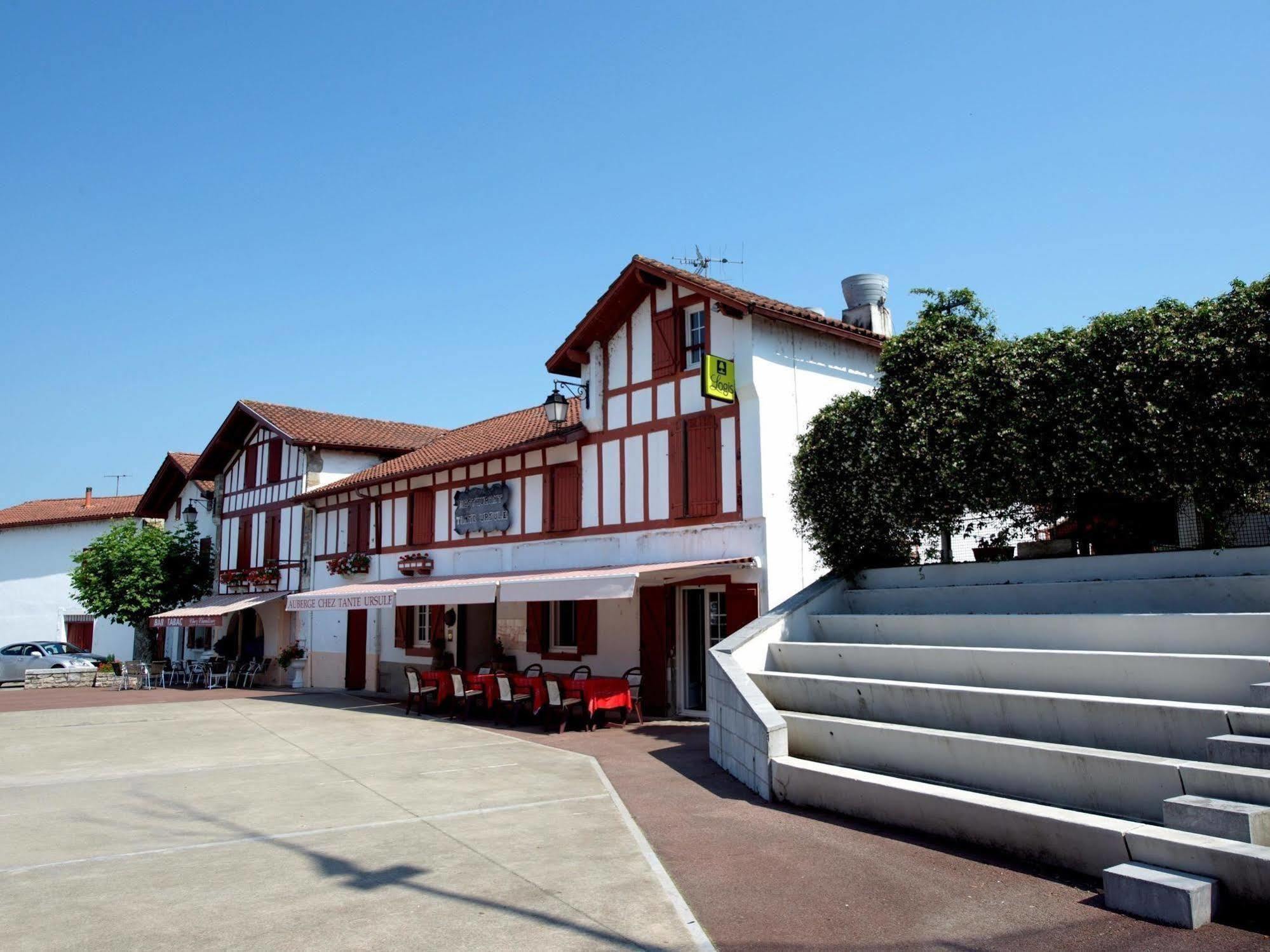 Auberge Chez Tante Ursule كامبو-لي-بان المظهر الخارجي الصورة
